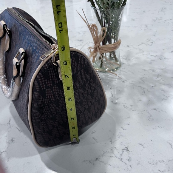 NWT - Satchel handbag with matching wallet wristlet - Picture 7 of 9